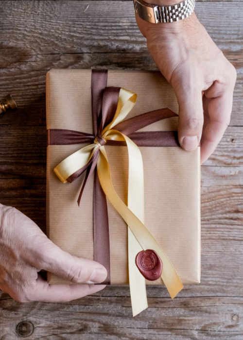 Pacchetto regalo